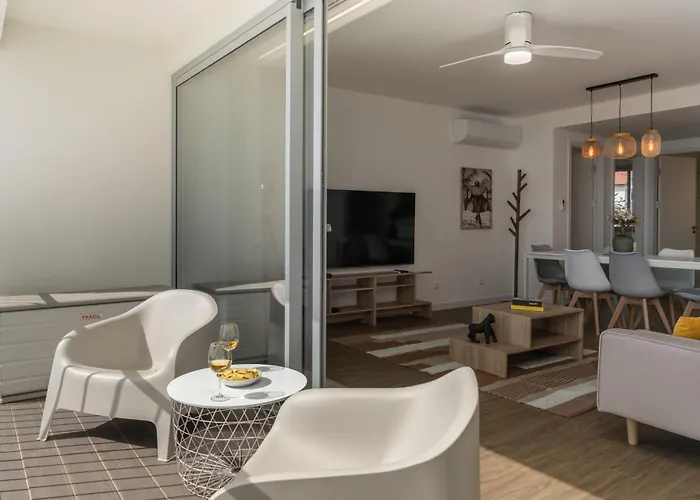 Basia By An Island * Funchal (Madeira)