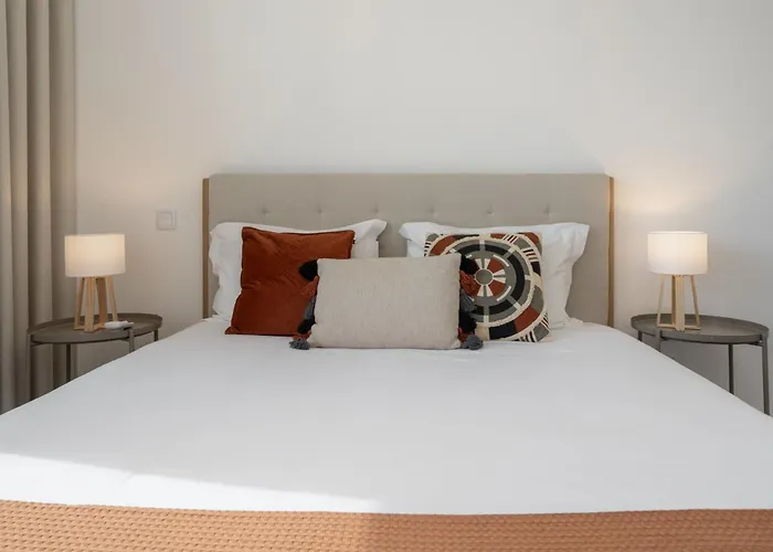 Basia By An Island * Funchal (Madeira)