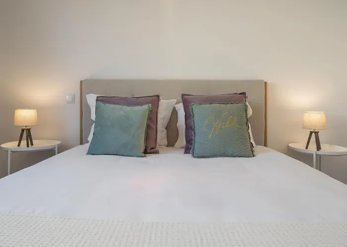 Basia By An Island Apartment